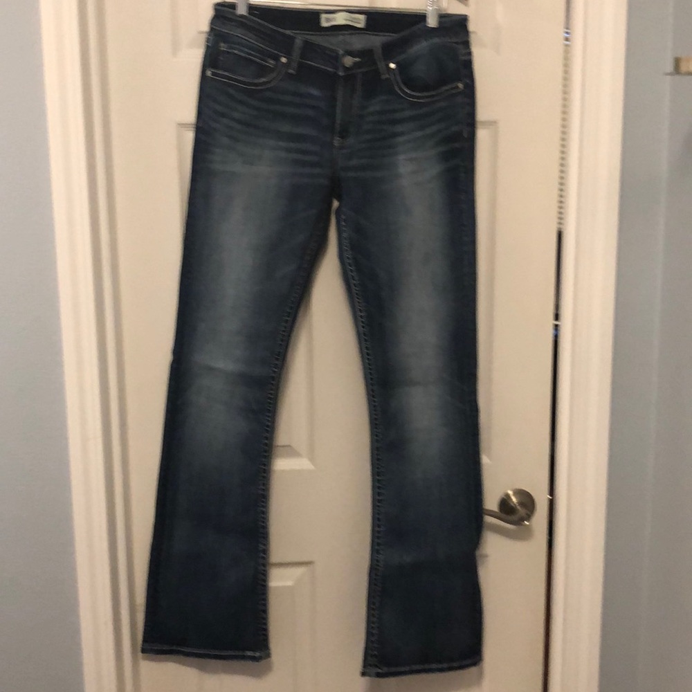 Buckle jeans